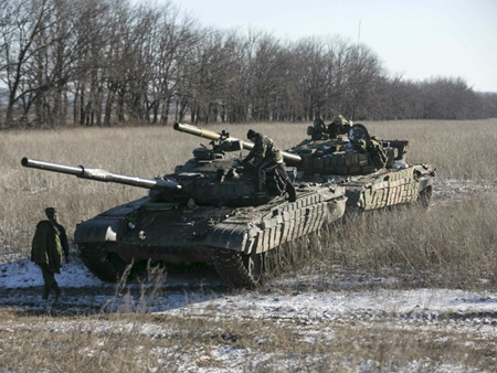 Xe tăng của phe ly khai Donetsk, miền đông Ukraine.